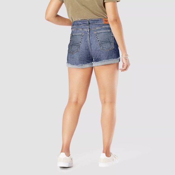DENIZEN Levi's® Women's High-Rise 3" Jean Shorts 4 W27 - Picture 2 of 9